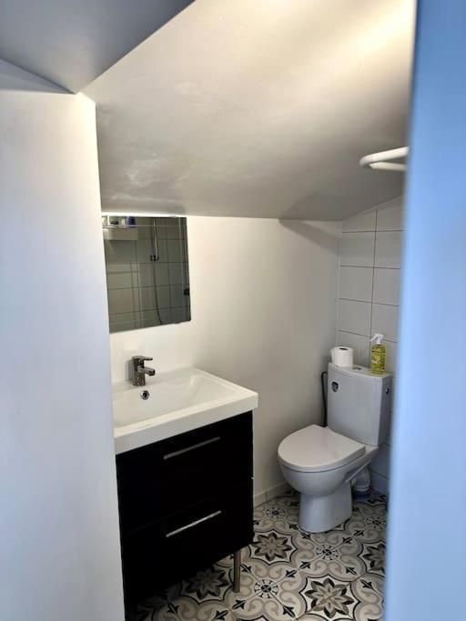 Appartamento Historic Charm Your Old Town Retreat